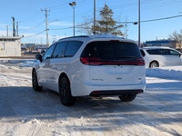 The 2026 Chrysler Pacifica Select combines advanced technology, comfort, and family-friendly versati... (image 3)
