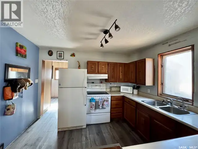 412 Gibson AVENUE Saltcoats, Saskatchewan in Houses for Sale in Regina - Image 14