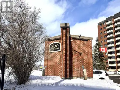 No tenants here! Vacant + ready to go for you AND your 4 legged best friend. Largest 2 bedroom and b...