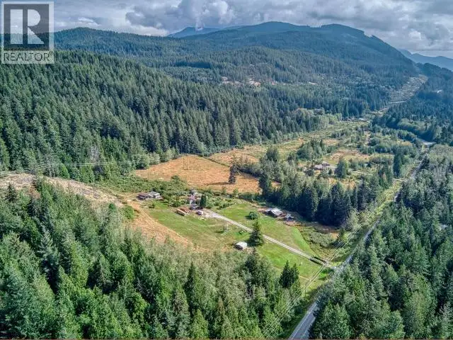 12328 HIGHWAY 101 Powell River, British Columbia in Houses for Sale in Sunshine Coast - Image 22