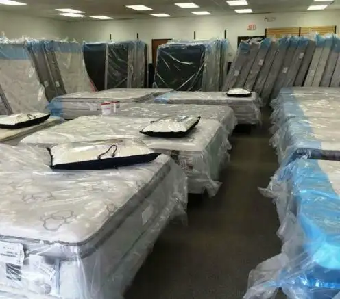 ⚡️MATELAS LIQUIDATION FIN D'ANNÉE⚡️VENTE D'ENTREPOT !!⚡️ in Beds & Mattresses in City of Montréal - Image 2