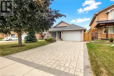 14 PHILOMENA Drive Hamilton, Ontario