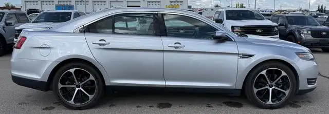 2015 Ford Taurus SEL AWD532562199865600005