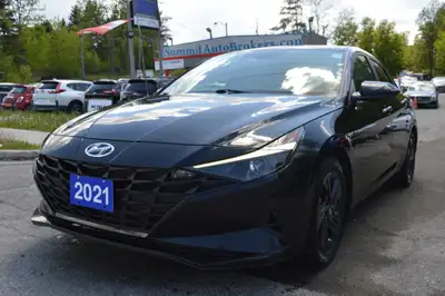 2021 Hyundai Elantra Preferred with Sun Tech Package 126,053 KM Now Only $16,950(Was $19,950) or $11...