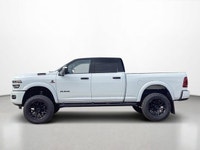 This *2026 RAM 3500 Big Horn Night Edition* in *Bright White* is powered by the legendary *6.7L Cumm... (image 1)