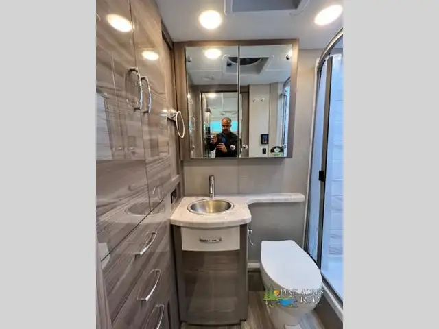 2024 Thor Motor Coach Delano Sprinter 24FB Diesel in RVs & Motorhomes in Moncton - Image 27