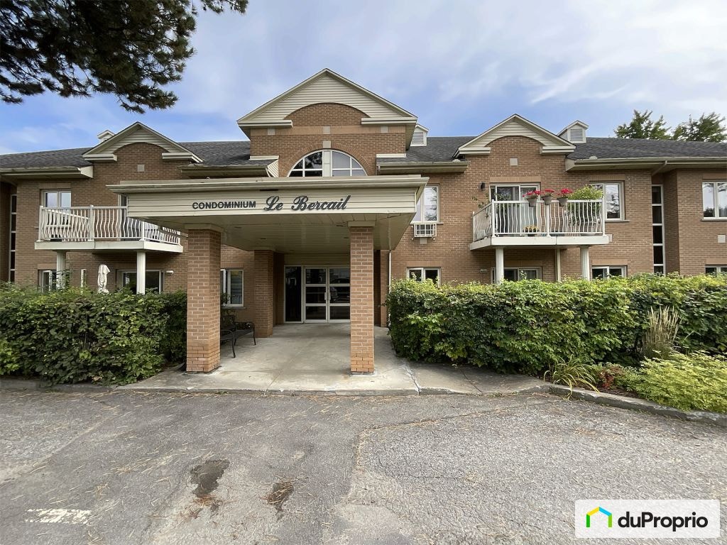 $369,000 - Condominium for sale in Rosemere — photo 2