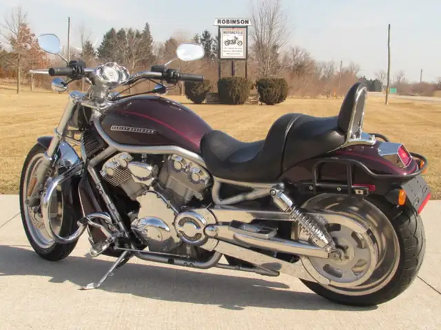 2006 Harley-Davidson VRSC A VRod in Street, Cruisers & Choppers in Leamington - Image 23