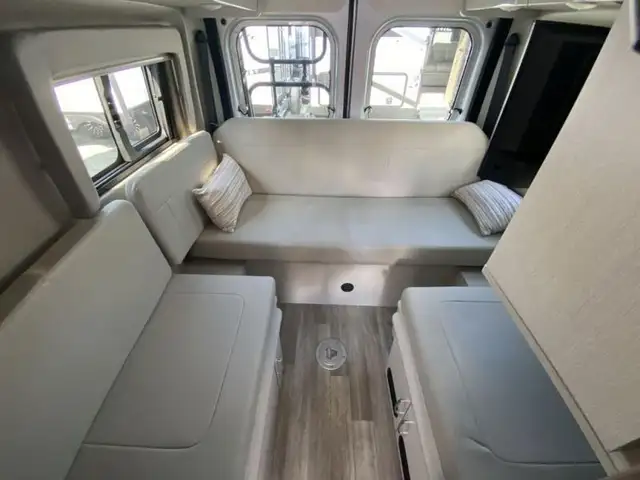 2024 Thor Motor Coach Tellaro 20J in RVs & Motorhomes in Bedford - Image 22