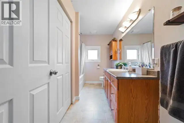 10 Railway Avenue N Rosalind, Alberta in Houses for Sale in Strathcona County - Image 19