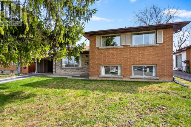142 CHAMPLAIN DR Fort Erie, Ontario in Houses for Sale in St. Catharines - Image 4