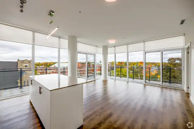 YLofts - 475 George St. N in Long Term Rentals in Peterborough - Image 4