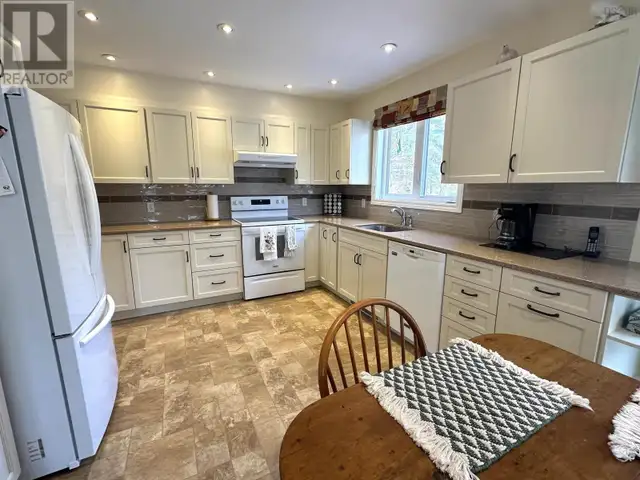 46 Old Falls Road Liverpool, Nova Scotia in Houses for Sale in Bridgewater - Image 11
