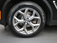 BMW CERTIFIED, PREMIUM ESSENTIAL PACKAGE WITH HEATED SEATS, HEATED STEERING WHEEL, NAVIGATION, REAR... (image 4)