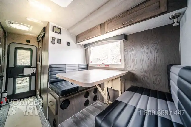 2027 Northern Lite 10.2EX Dry Bath Limited Edition in Travel Trailers & Campers in Kelowna - Image 23