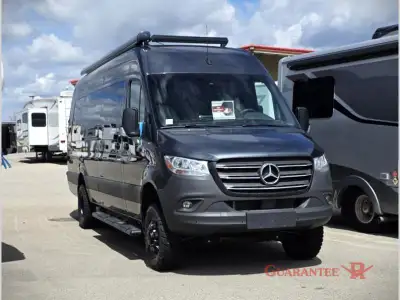 Guarantee RV Calgary's LARGEST selection of pre-owned inventory - / - The 2026 Thor Motor Coach Tran...