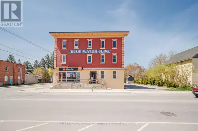 202 - 110 SYKES STREET N Meaford, Ontario