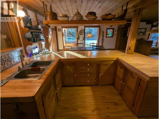 7133 ADAMS ROAD Smithers, British Columbia in Houses for Sale in Smithers - Image 6