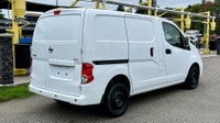 WE ARE CANADA'S MOTORS PLACE :) 2021 NISSAN NV 200 w/ 194,402 km !!! 2.0L I4 131HP PERFECT FOR BUSIN... (image 4)