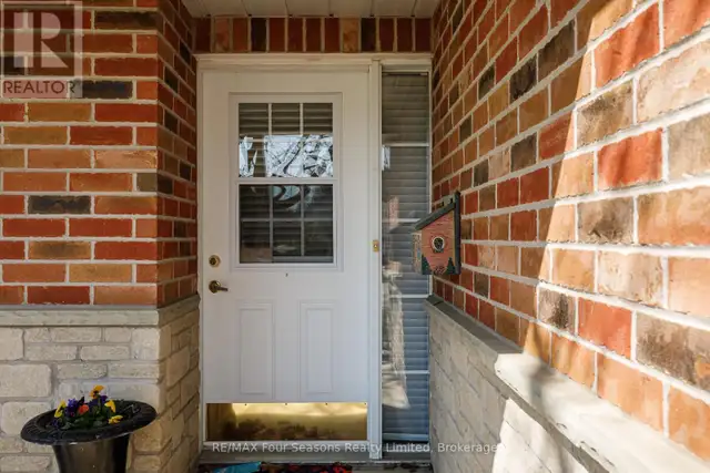 8 - 275 HURON STREET Clearview (Stayner), Ontario in Houses for Sale in Oakville / Halton Region - Image 6