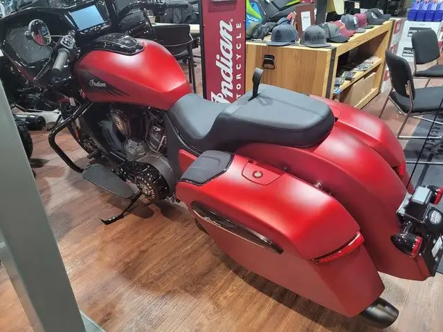 2026 Indian Challenger Dark Horse 112 w/PowerBand Audio Su in Street, Cruisers & Choppers in City of Halifax - Image 5