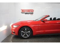 Ford Mustang V6 Convertible 2017 avec moteur 3.7L V6 developpant 300 HP et transmission manuelle 6 v... (image 6)