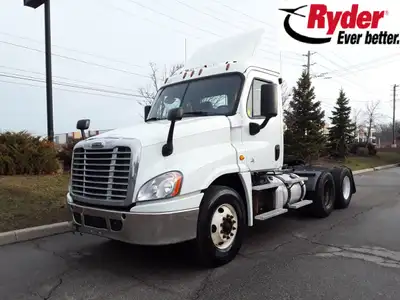 Ryder Stock ID: 836579 Transmission Type/Speed: AUTO 13 Engine: DIESEL DD15 GHG'17 475/1625 Horse Po...