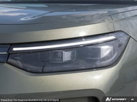 *Tiguan Comfortline R-Line Black Edition 4 Motion* *Performance:* • 4- cylinder, 2.0 TSI , 201 HP &... (image 7)