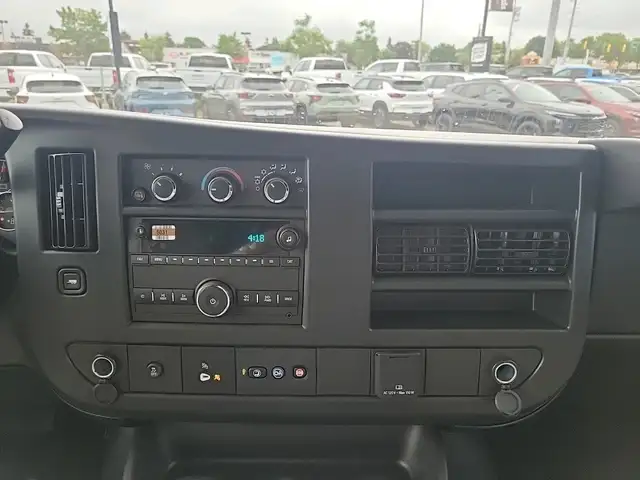 2025 Chevrolet Express 2500 Work Van in Cars & Trucks in Markham / York Region - Image 19