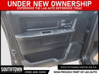 2023 Ram 1500 Classic Express Experience the Ram 1500 Classic Express with only 61031 km on the odom... (image 9)