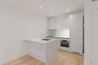 Renovated Akelius one bedroom apartment for rent. Located near Drummond and Sherbrooke in the Downto... (image 4)