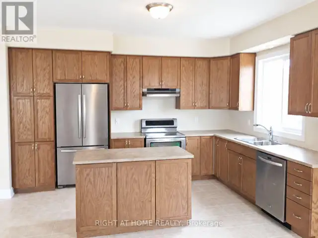 42 BOOTH LANE Barrie (Painswick South), Ontario in Long Term Rentals in Barrie - Image 10