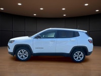 Price includes $1,000 finance credit. Price does not include fees or taxes. The 2025 Jeep Compass No... (image 1)