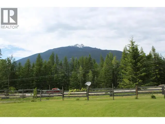 3015 6 Highway Nakusp, British Columbia in Houses for Sale in Nelson - Image 30
