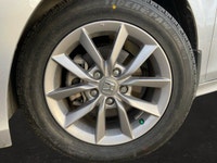 This Honda Civic Sedan has a powerful Regular Unleaded I-4 2.0 L/122 engine powering this Variable t... (image 6)