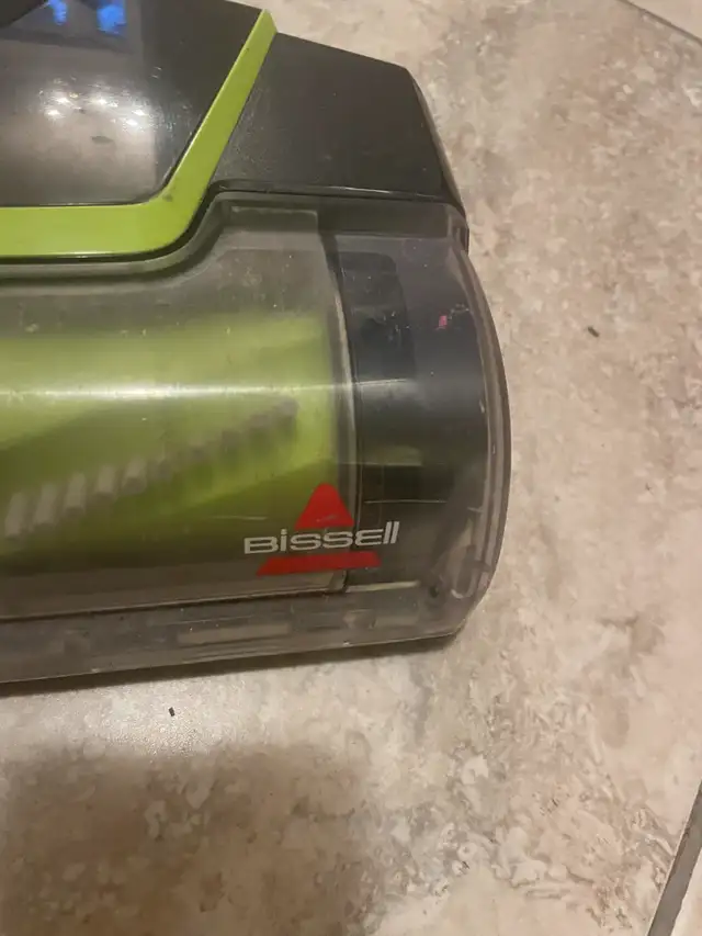 BISSELL Pet Hair Eraser® Slim Corded Stick Vacuum Powerful Pet in Vacuums in City of Toronto - Image 5