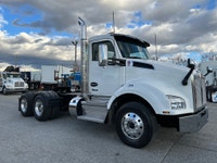 Jean-Philippe 514-770-6940 Tracteur de jour // Daycab Kenworth T880 2023 Essieux 14,600 lbs Essieux... (image 4)