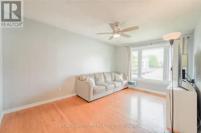 243 MONTEREY DRIVE Ottawa, Ontario63005672342145124