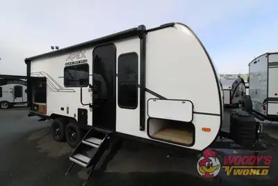 MVSA #40458 Specifications and Features: Exterior Length: 23' 5 Exterior Width: 7' 6 Exterior Height...