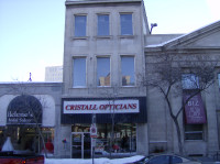 Optician (Licensed) Required for Cristall Optician Expansion