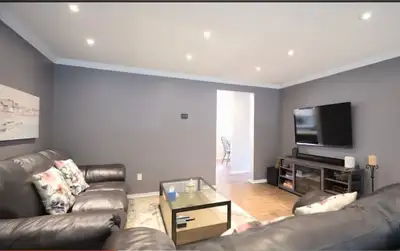 upper level semi detached home -3 bedrooms