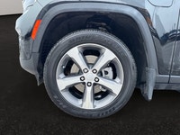 Command the road in this stunning 2023 Jeep Grand Cherokee 4xe, boasting a powerful hybrid engine an... (image 7)