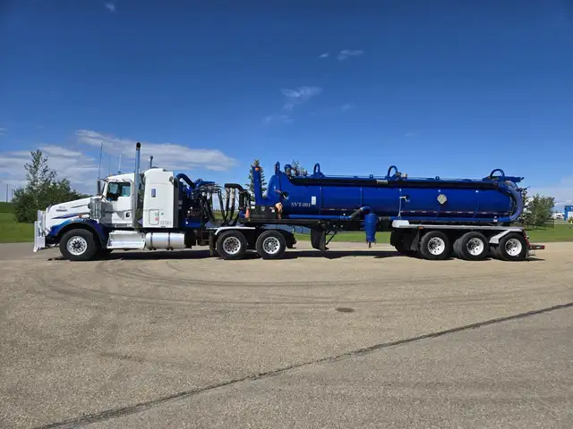 2013 KENWORTH T800 in Heavy Trucks in Saskatoon - Image 6