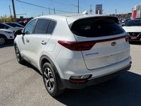 2022 Kia Sportage LX – Snow White Pearl - Available now at Midway Nissan Whitby Drive away in style... (image 4)