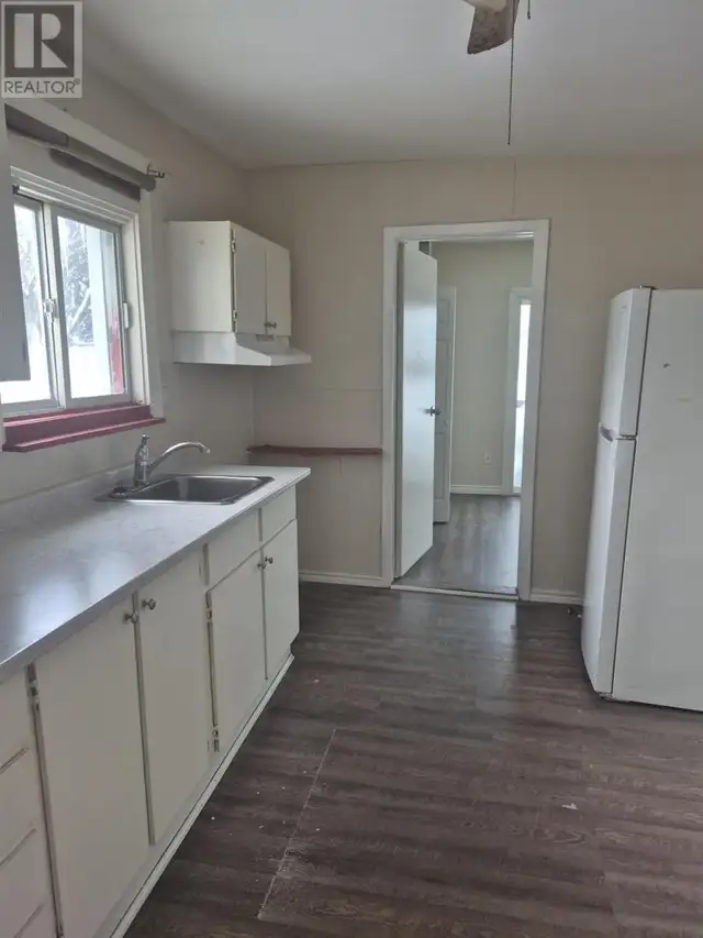 227 Turner AVE Sault Ste. Marie, Ontario in Long Term Rentals in Sault Ste. Marie - Image 6
