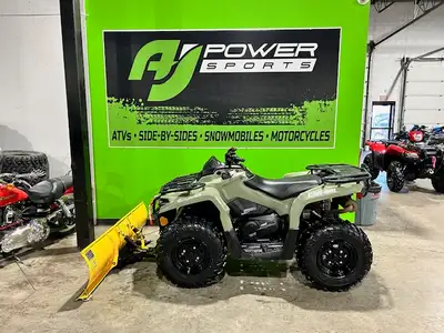 This LOW MILEAGE (ONLY 314 MILES) 2020 Outlander comes equipped with: -A 450cc Rotax engine, -Select...