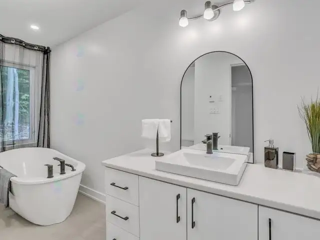 89 Ch. des Monts Val-des-Monts, Quebec62863782108162123
