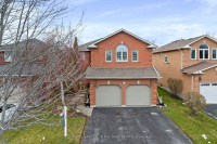 ✨BEAUTIFUL 4+1 BDRM 4 BATHROOM ALL BRICK HOME IN COURTICE!