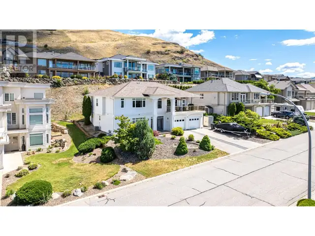 733 Mt York Drive Coldstream, British Columbia63235527711233122