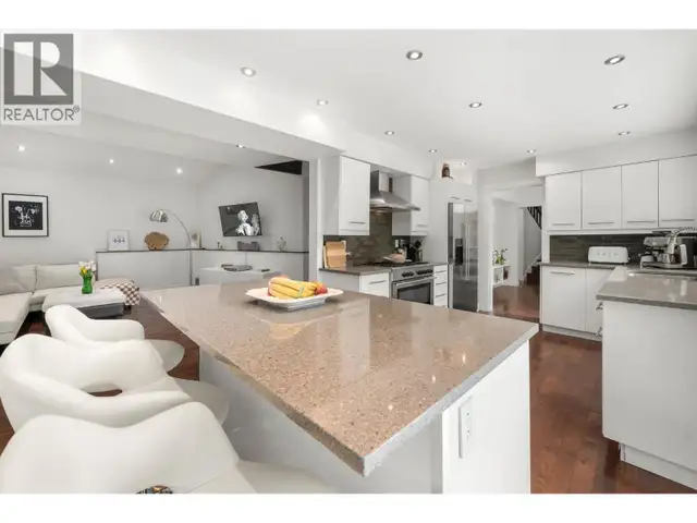 2086 RIVERGROVE PLACE North Vancouver, British Columbia in Houses for Sale in North Shore - Image 12